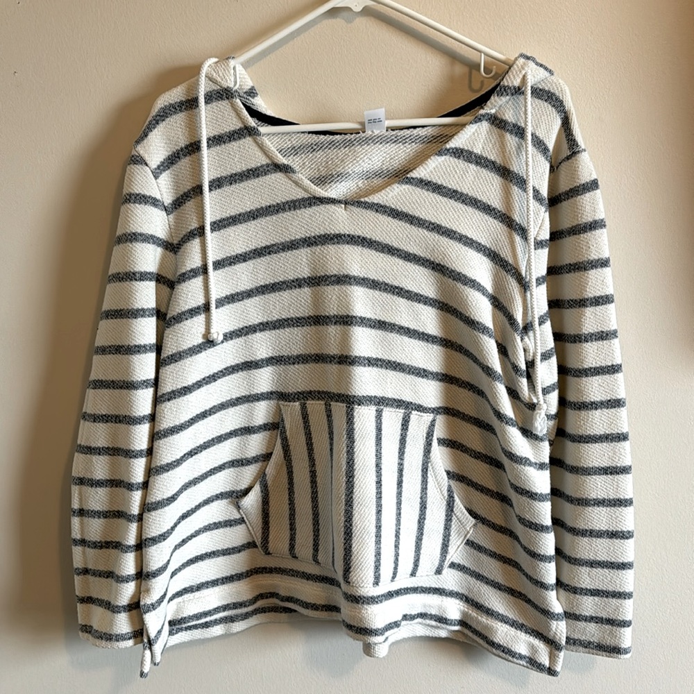 Old Navy Hoodie - Size L